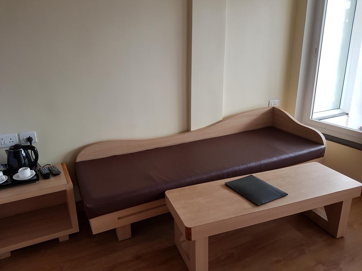 호텔 다르샨 우티 외부 사진